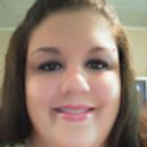 Meet your Posher, Hollie